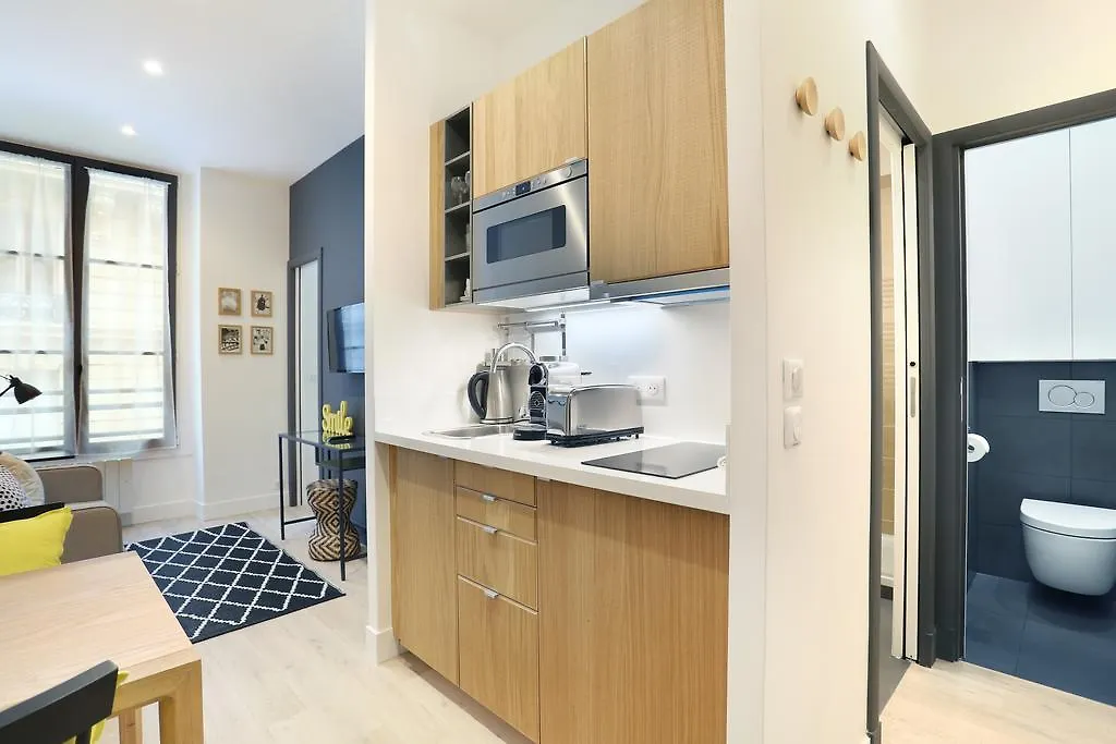 Rent A Room - Residence Blanche Paříž Francie