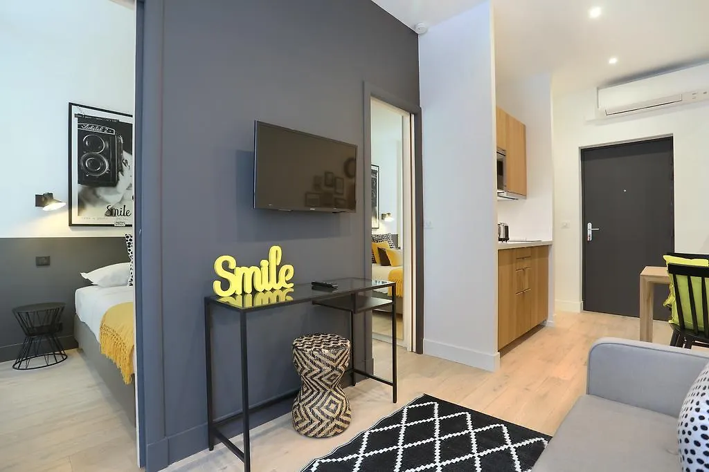 Rent A Room - Residence Blanche Paříž